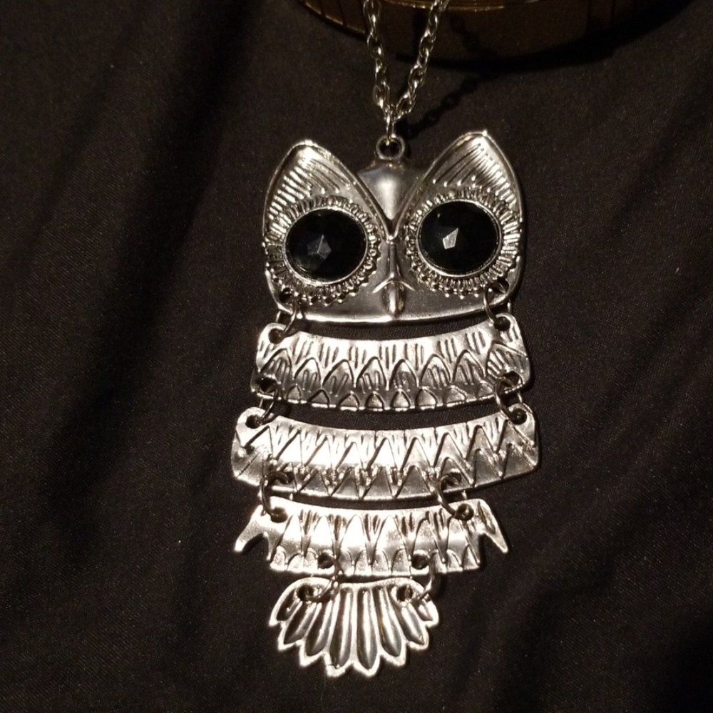 Large owl necklace